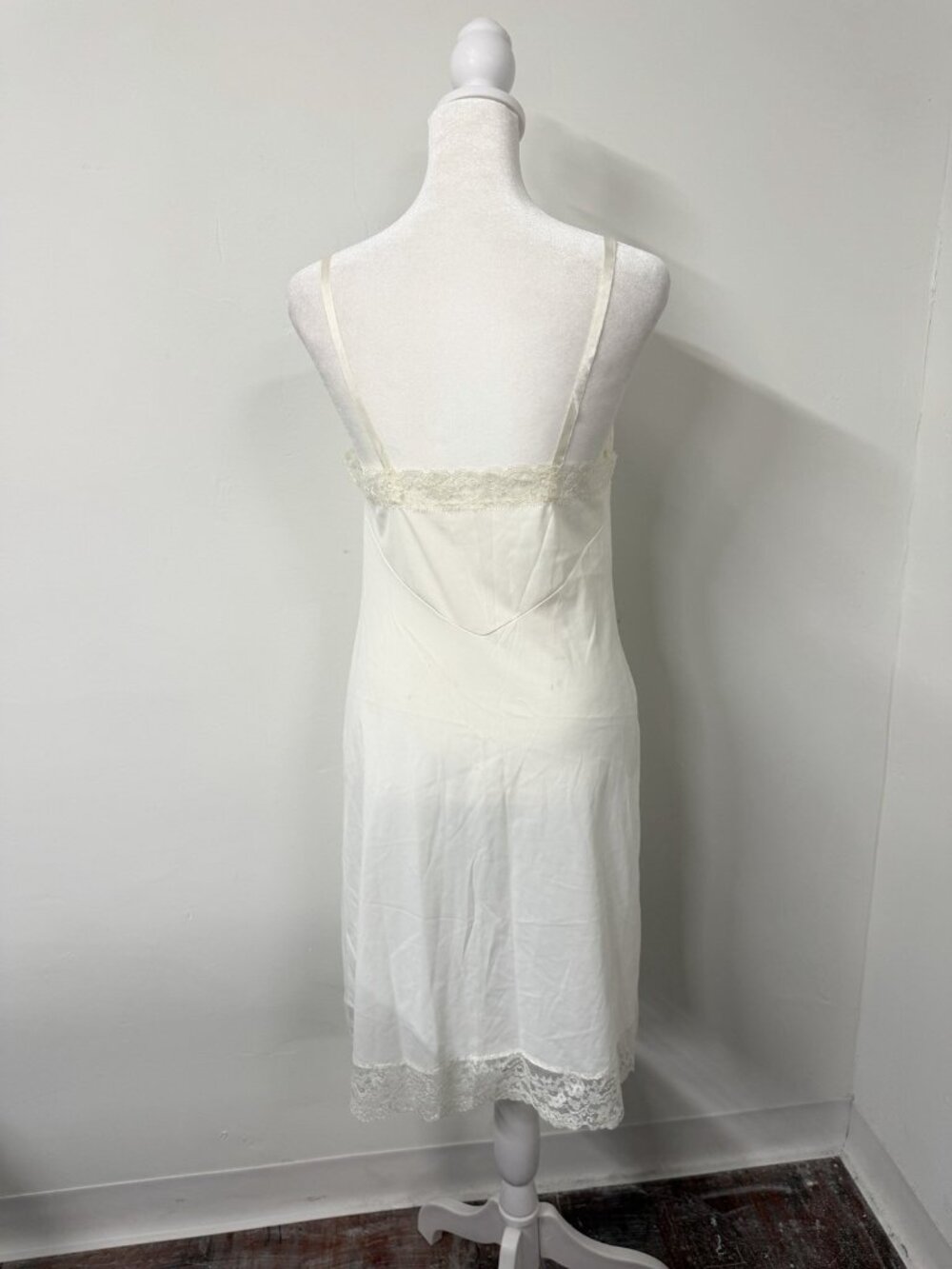 Vtg VAN RAALTE Small Off White Slip Dress Lace Cami Top Silky Nightgown Satin - Picture 5 of 9